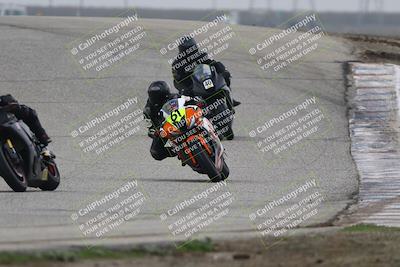 media/Nov-29-2025-TrackDaz (Sat) [[10ae2d9bce]]/B Group/Session 3 (Outside Grapevine)/